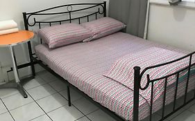 Monthly University Apartment-Elizabeth